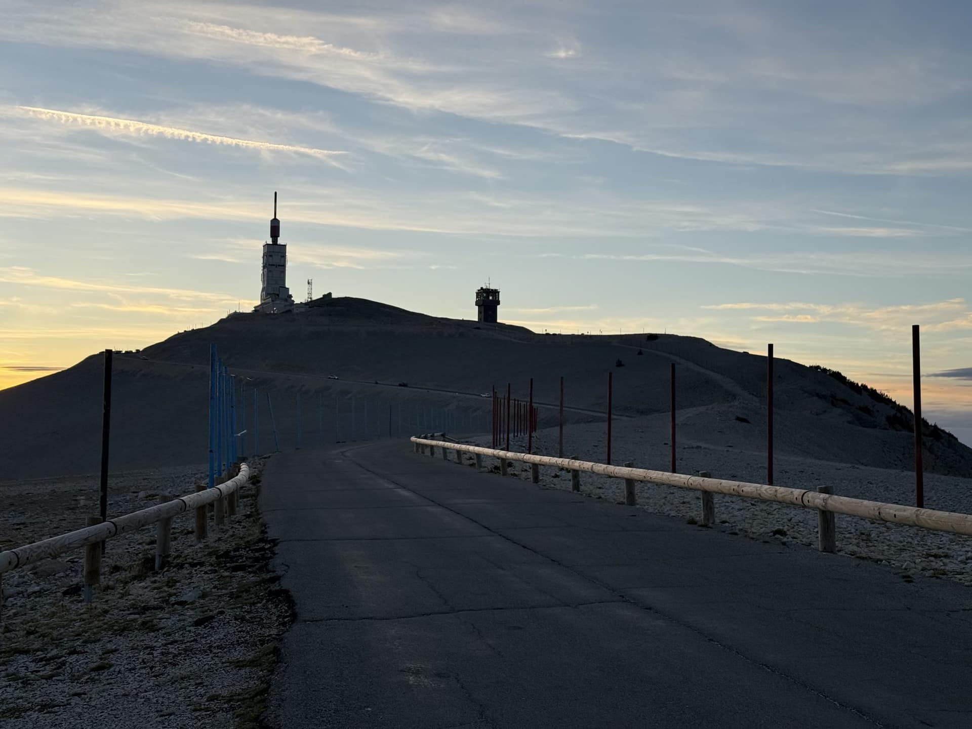 Sommet du mont Ventoux et son paysage lunaire